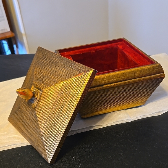 Gold and Brown Decorative Box - Picture 7 of 11